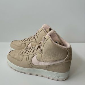 Nike Air Force 1 High top sanddrift
